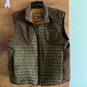 Eddie Bauer men’s size large down vest